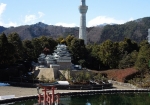 安芸の宮島、姫路城、スカイツリーが一緒に湖畔に写り込む一枚も。