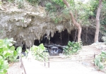 集合場所の洞窟 「ケイブカフェ」