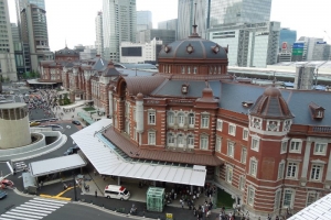 ＫＩＴＴＥの屋上から撮影／東京駅